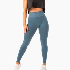Ryderwear Honeycomb Scrunch Bum Legging